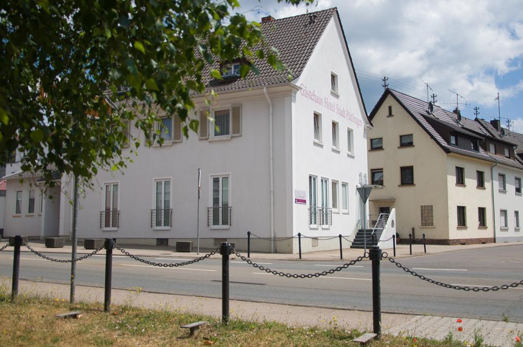 Domizil Alte Post Otel Püttlingen Dış mekan fotoğraf