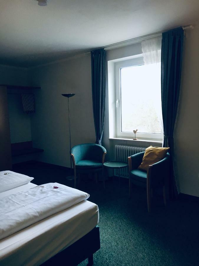 Domizil Alte Post Otel Püttlingen Dış mekan fotoğraf